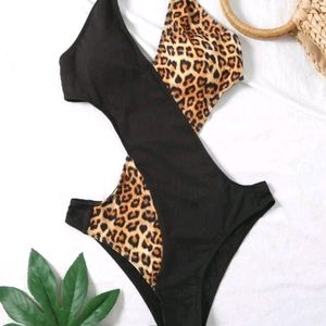 Halter one peice size XL